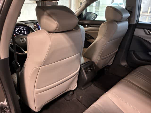 Used 2018 Honda Accord Touring image 19