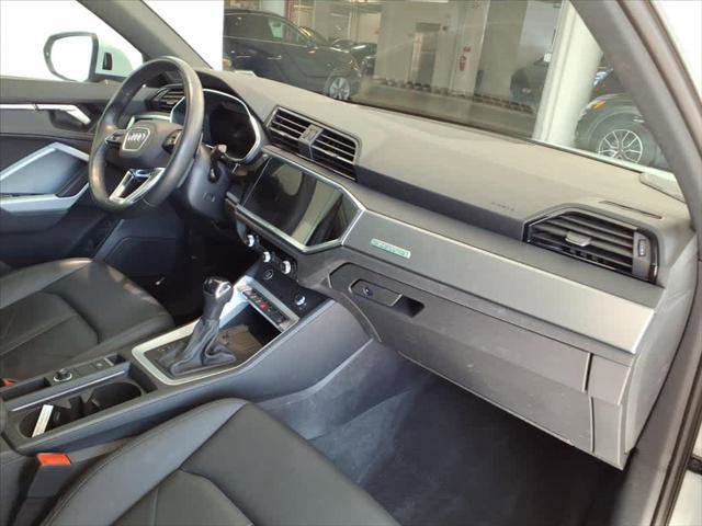 Used 2023 Audi Q3 2.0T Premium Plus w/ Premium Plus Package AWD/4WD image 21