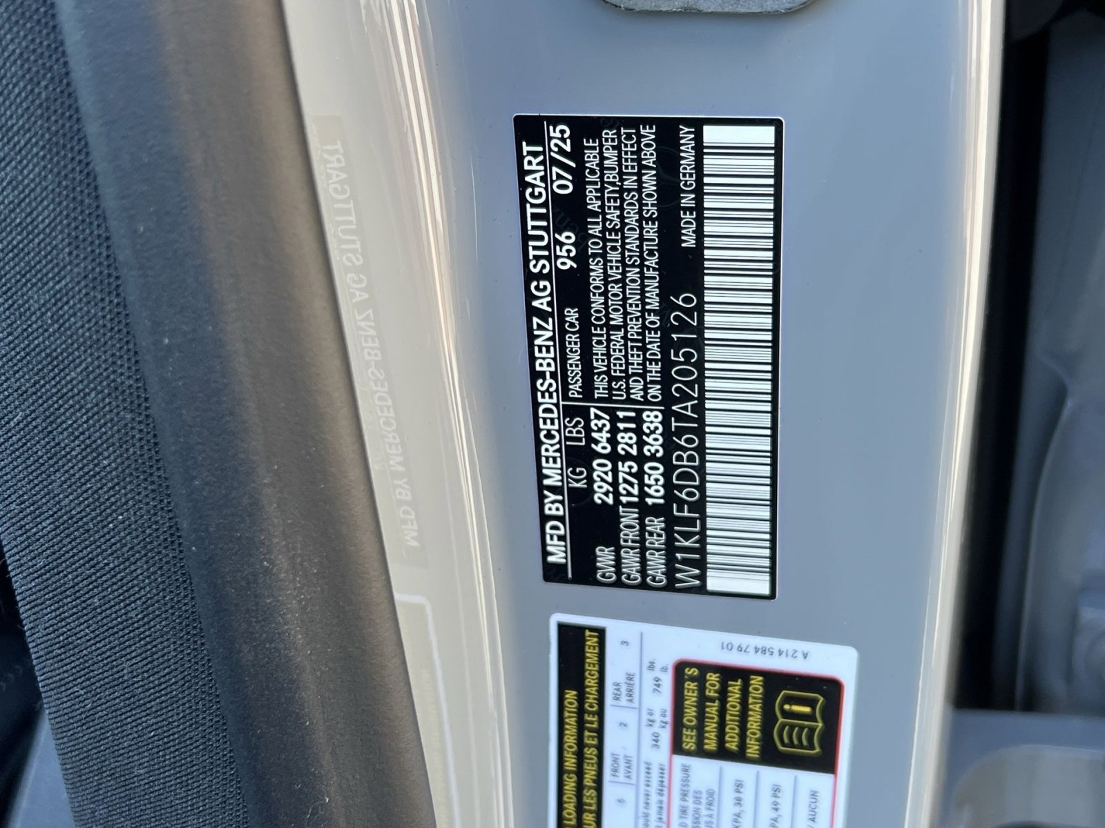 New 2026 Mercedes-Benz E 53 AMG e 4MATIC Sedan image 38