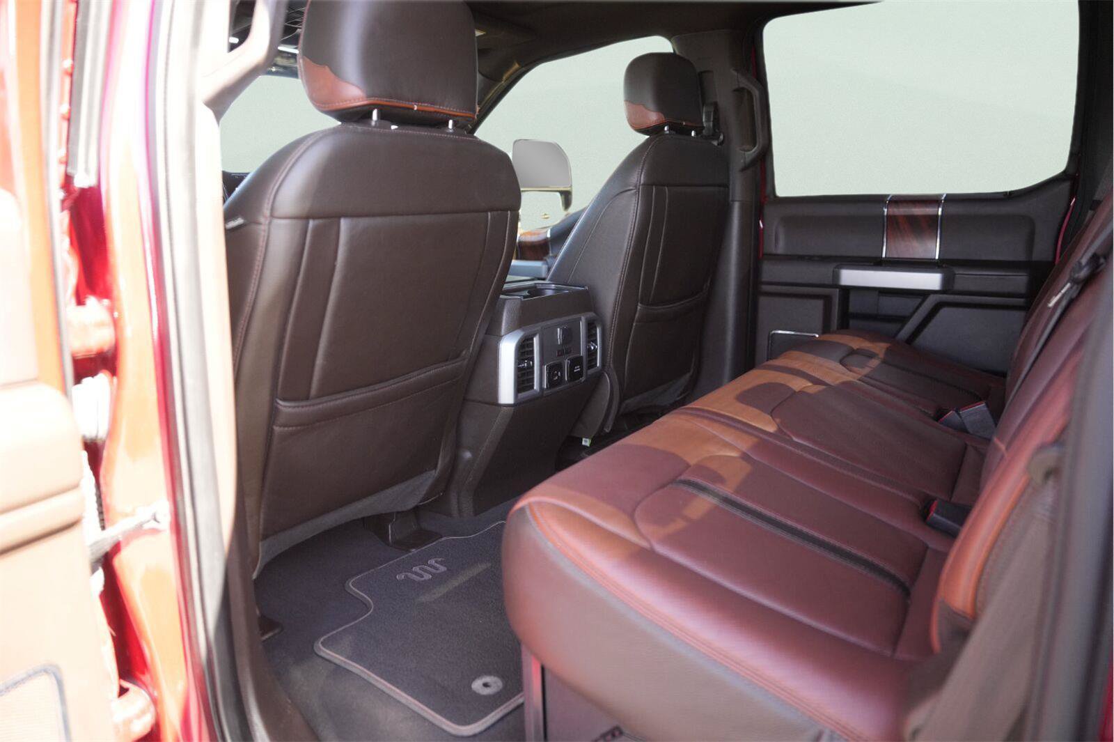 Used 2021 Ford F350 King Ranch w/ King Ranch Ultimate Package AWD/4WD image 12