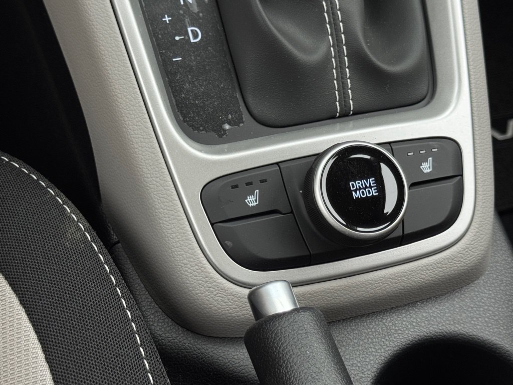 New 2026 Hyundai Venue SEL FWD image 7