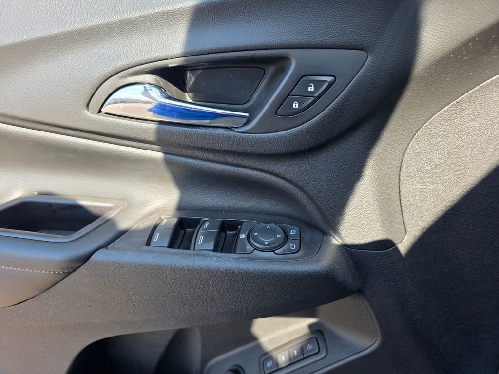 Used 2019 Chevrolet Equinox Premier image 14