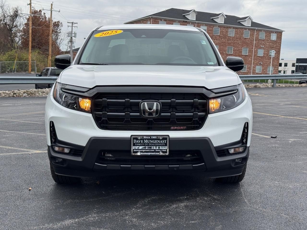 Certified 2025 Honda Ridgeline Sport image 10