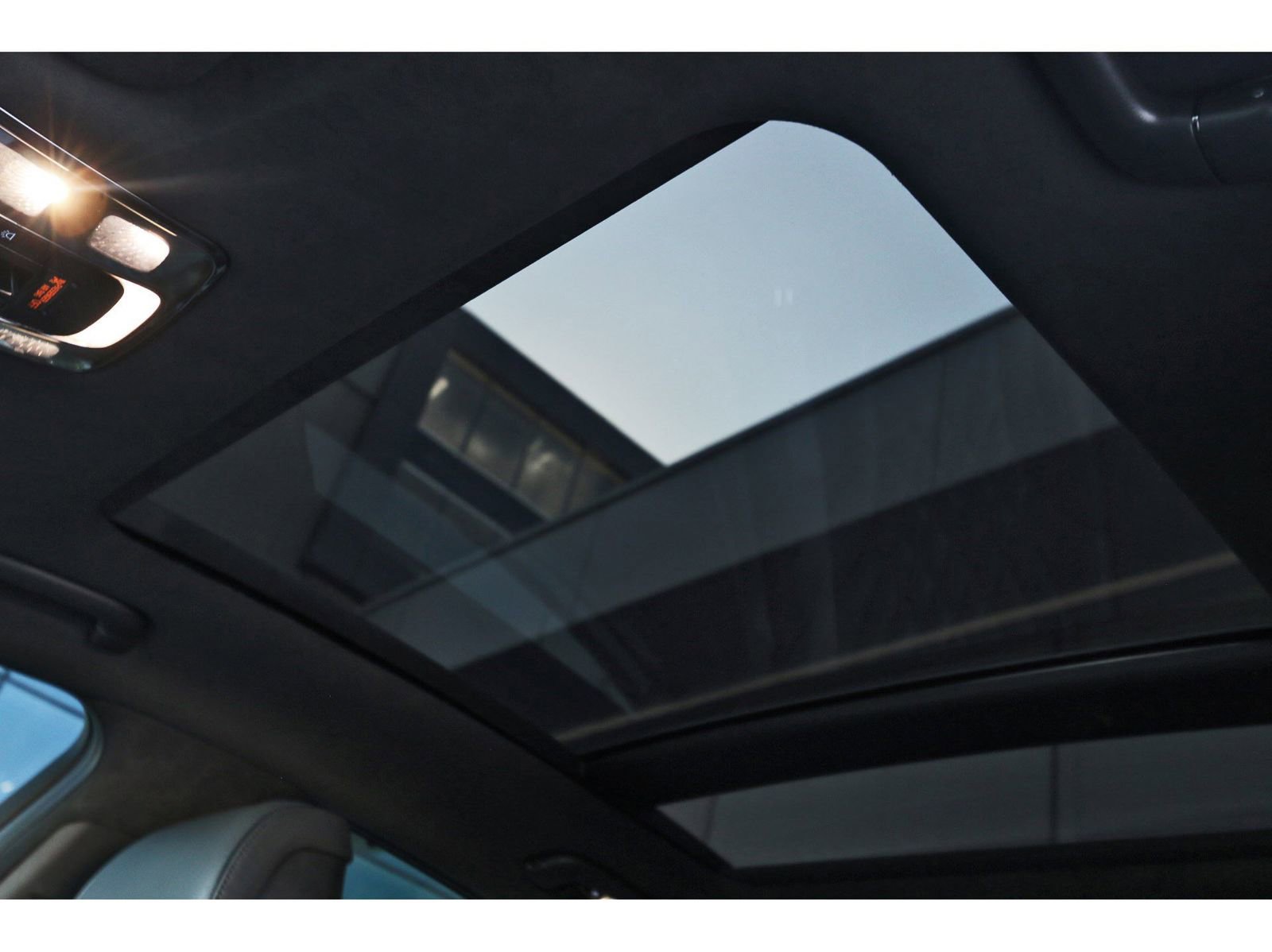 Used 2026 Genesis G80 3.5T Prestige image 31