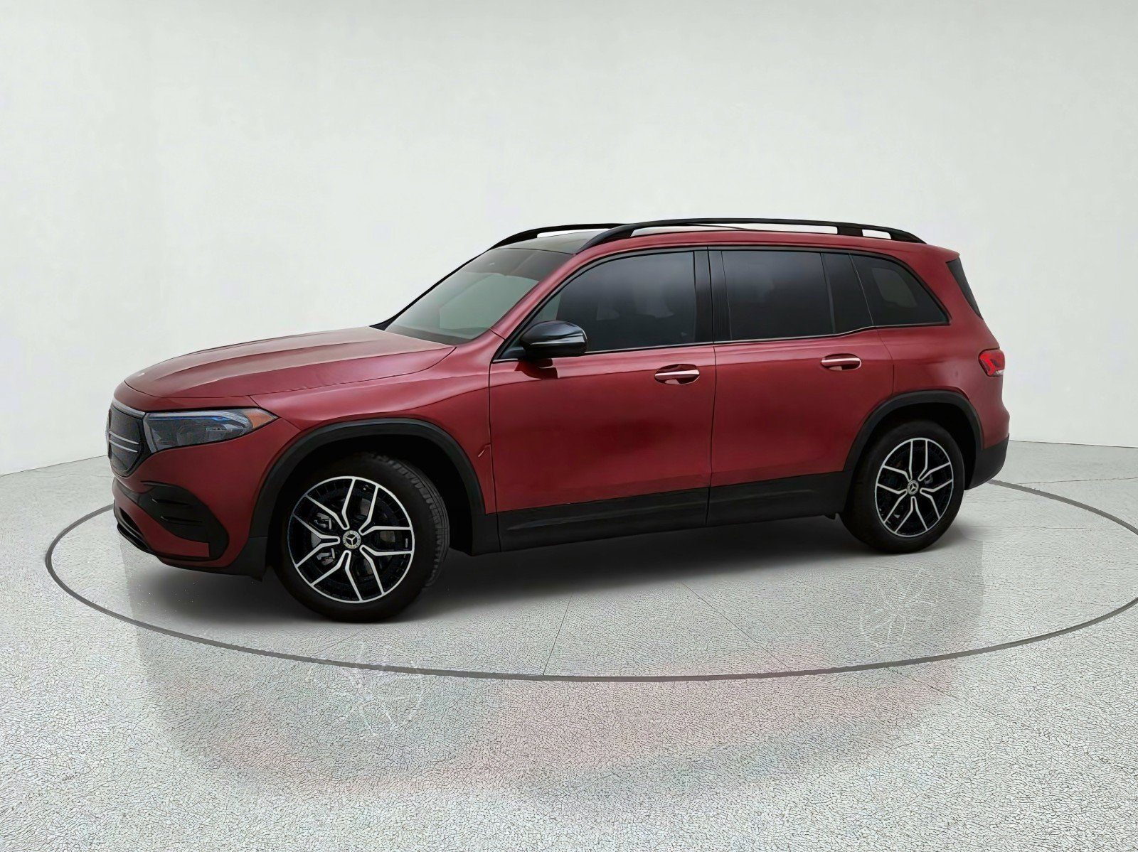 Used 2023 Mercedes-Benz EQB 350 4MATIC SUV image 15