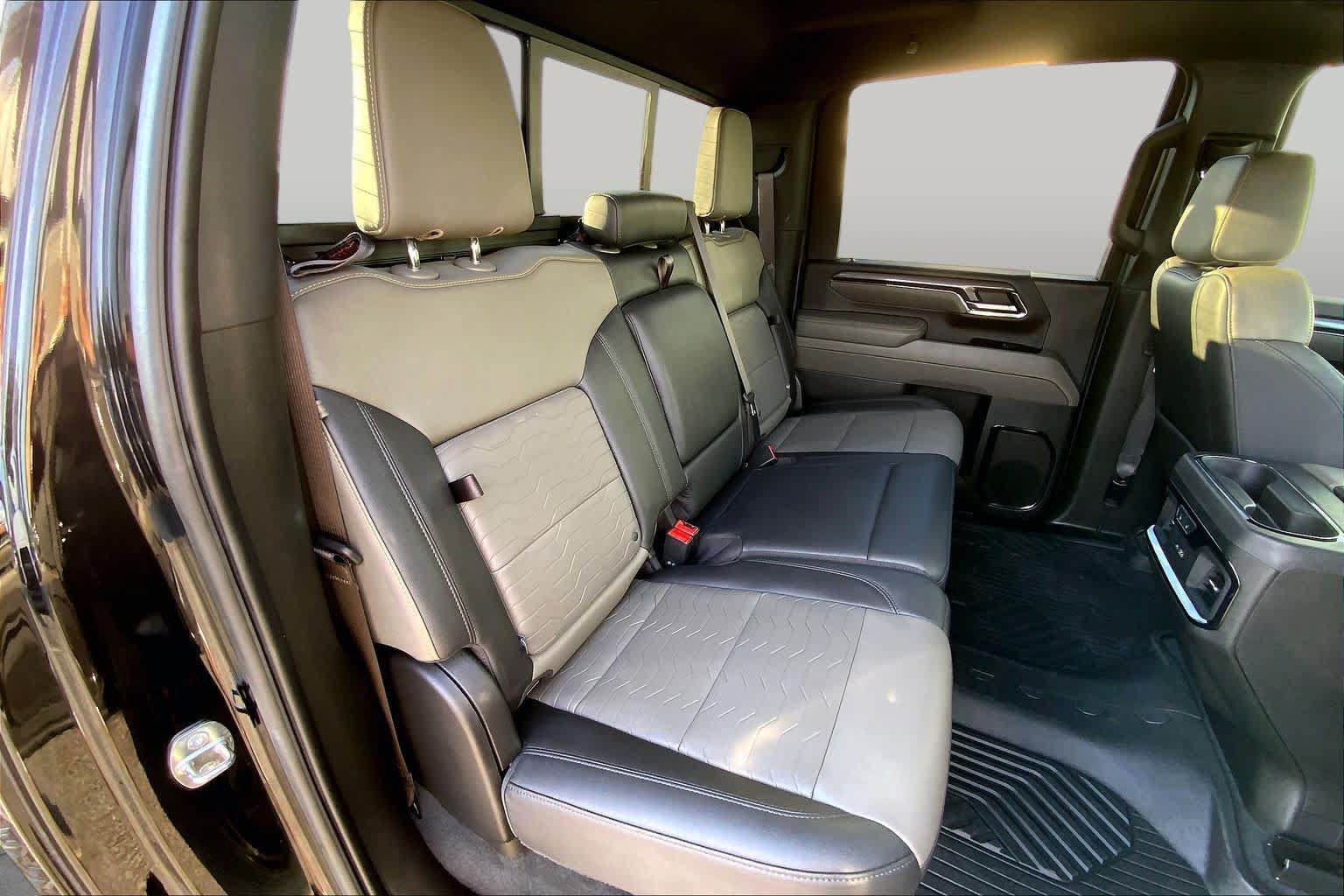 Used 2024 Chevrolet Silverado 2500 ZR2 w/ ZR2 Bison Edition AWD/4WD image 20