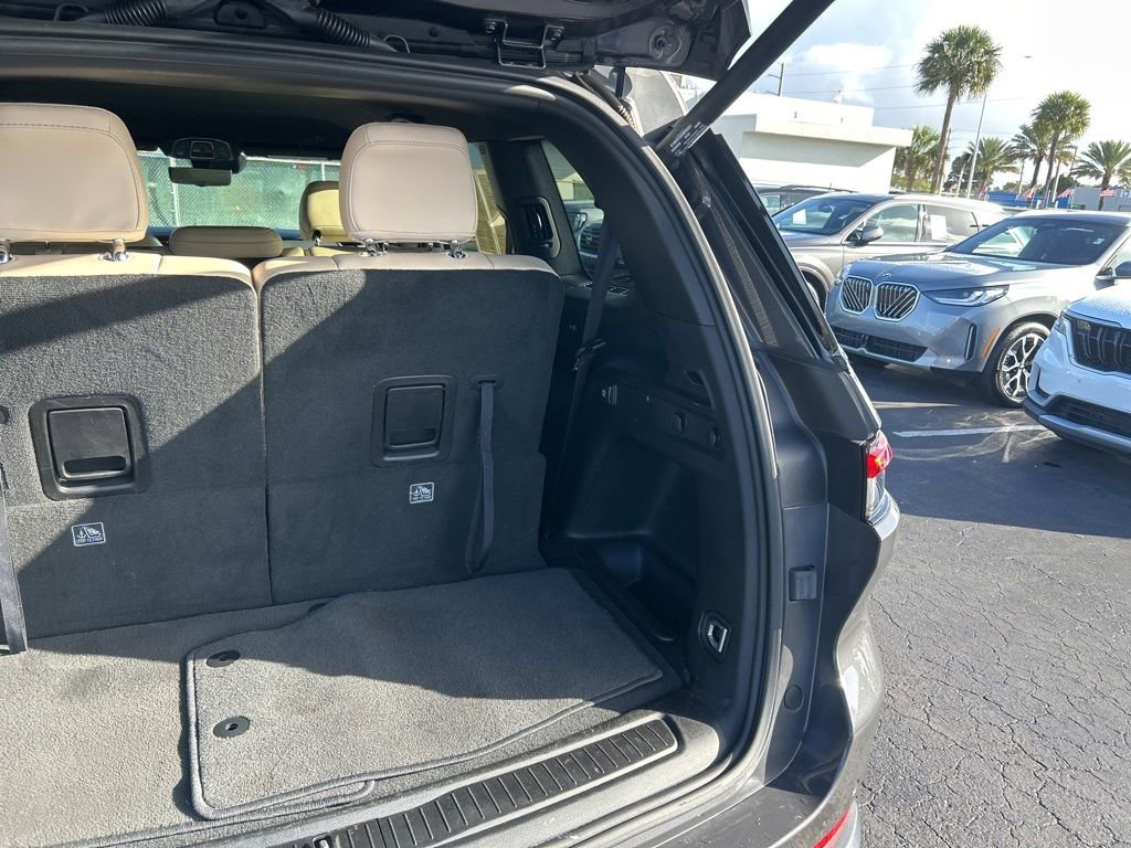 Certified 2023 Jeep Grand Cherokee L Limited w/ Luxury Tech Group II image 32