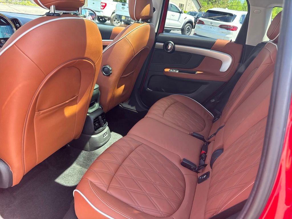 Used 2023 MINI Cooper Countryman S w/ Signature Upholstery Package AWD/4WD image 10