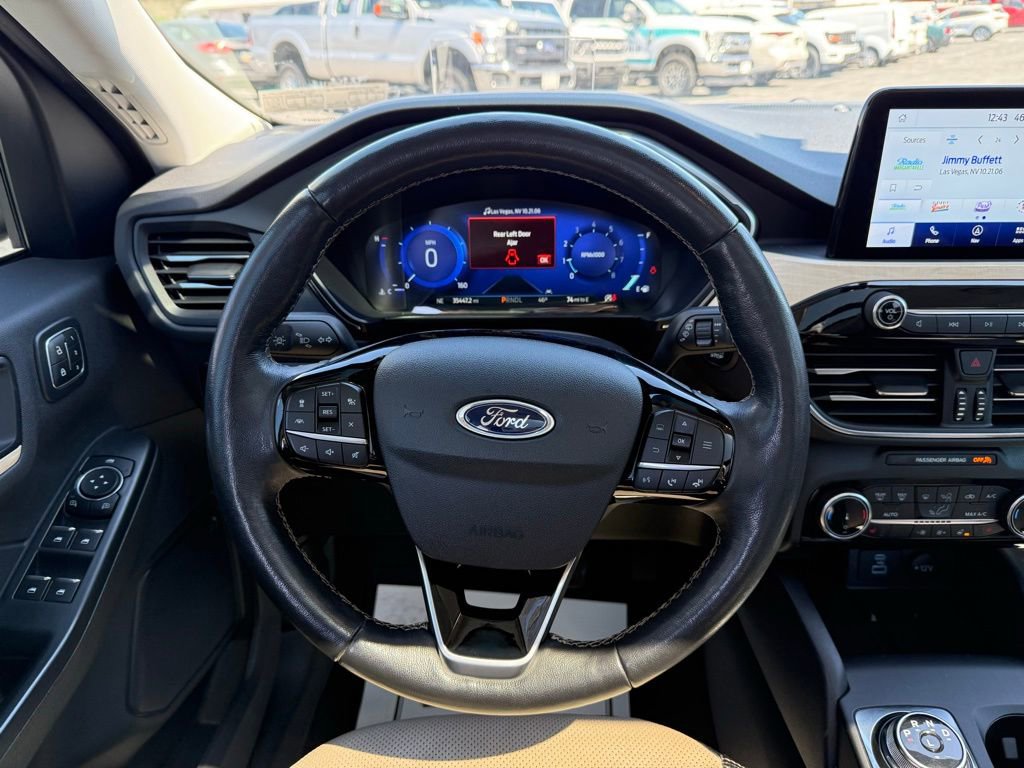 Certified 2022 Ford Escape Titanium w/ Titanium Elite Package image 15
