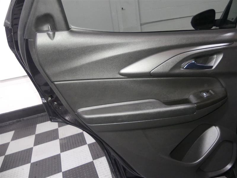 Used 2021 Chevrolet TrailBlazer LT w/ Convenience Package image 23