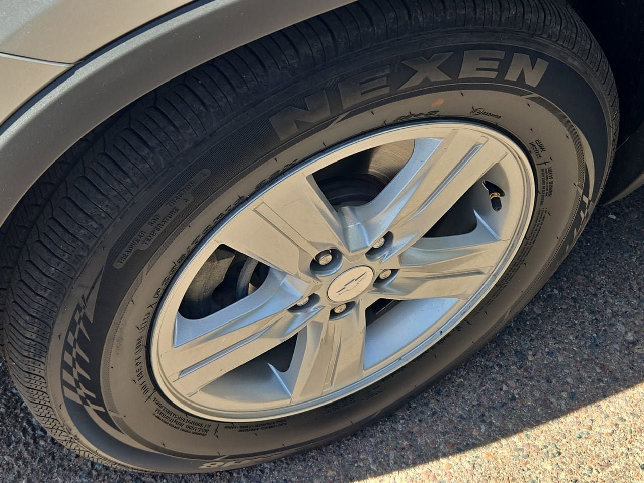 Used 2019 Chevrolet Trax LT FWD image 19