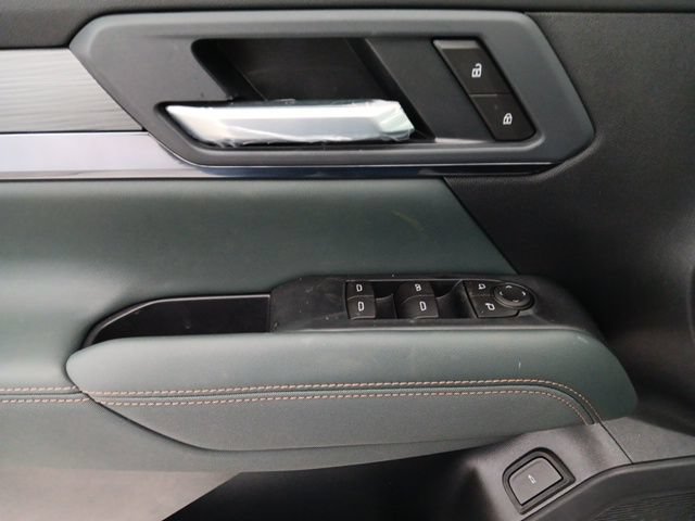New 2026 GMC Terrain AT4 AWD/4WD image 19
