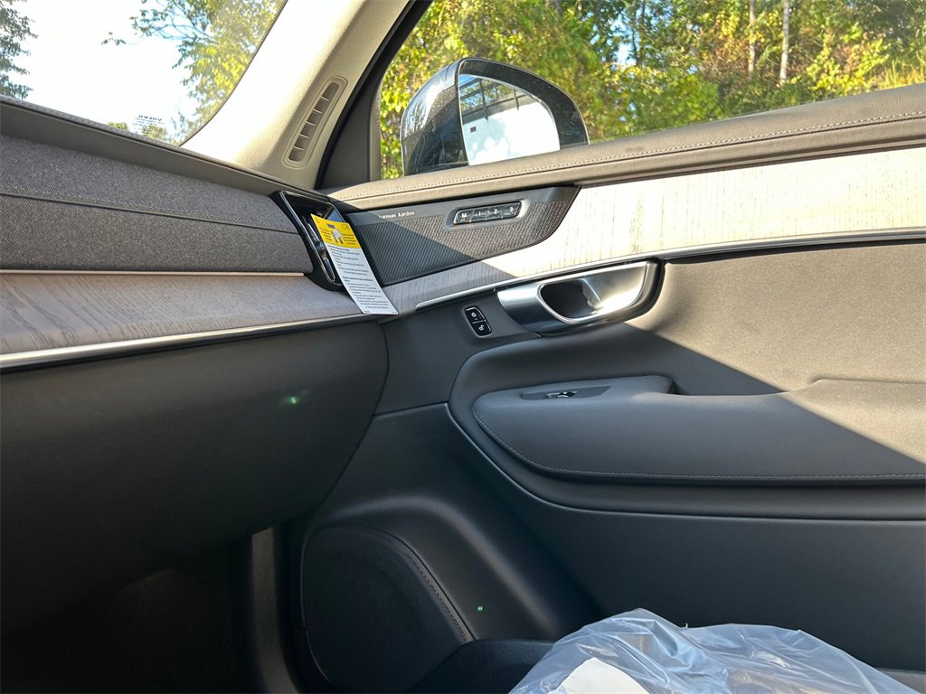 New 2026 Volvo XC90 B6 Ultra image 19