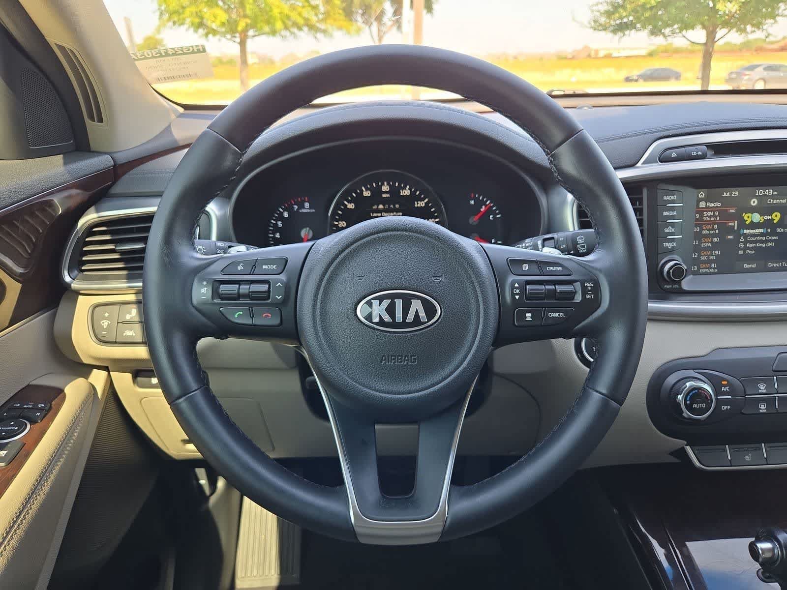 Used 2017 Kia Sorento EX w/ EX Advanced Touring Package FWD image 23