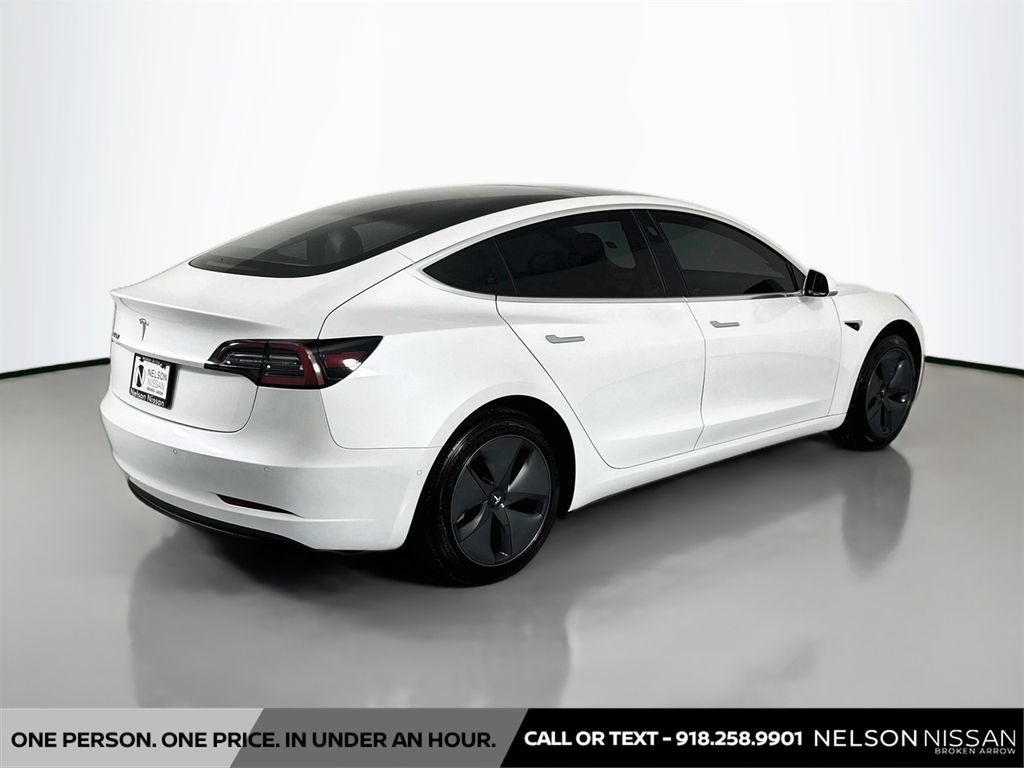 Used 2020 Tesla Model 3 Standard Range Plus RWD image 5