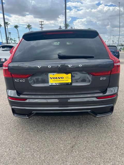 Certified 2025 Volvo XC60 B5 Ultra w/ Protection Package Premier AWD/4WD image 4