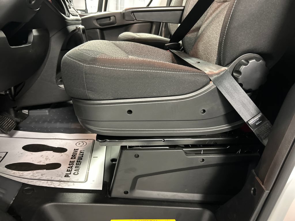 Used 2025 RAM ProMaster 2500 w/ U-Haul Equipment Group FWD image 12