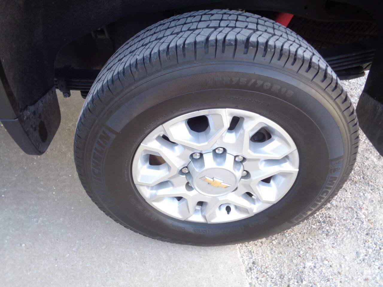 Used 2024 Chevrolet Silverado 2500 LT w/ Texas Edition image 34