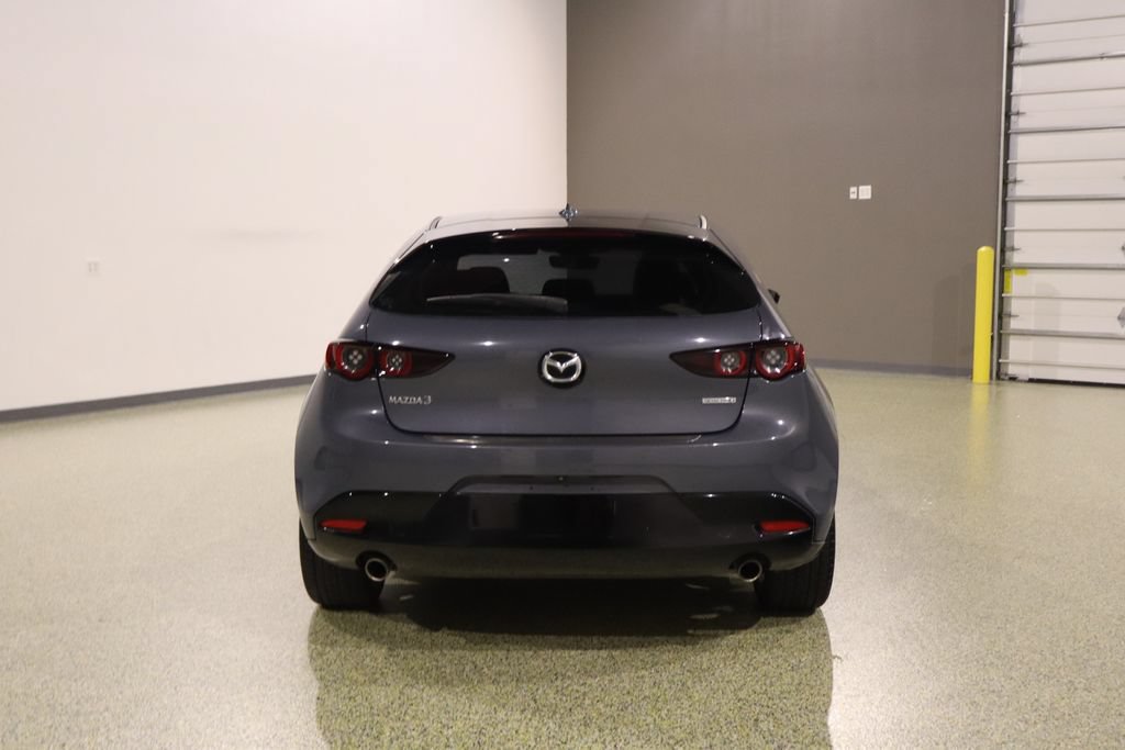 Used 2020 MAZDA MAZDA3 Hatchback w/ Premium Package FWD image 9