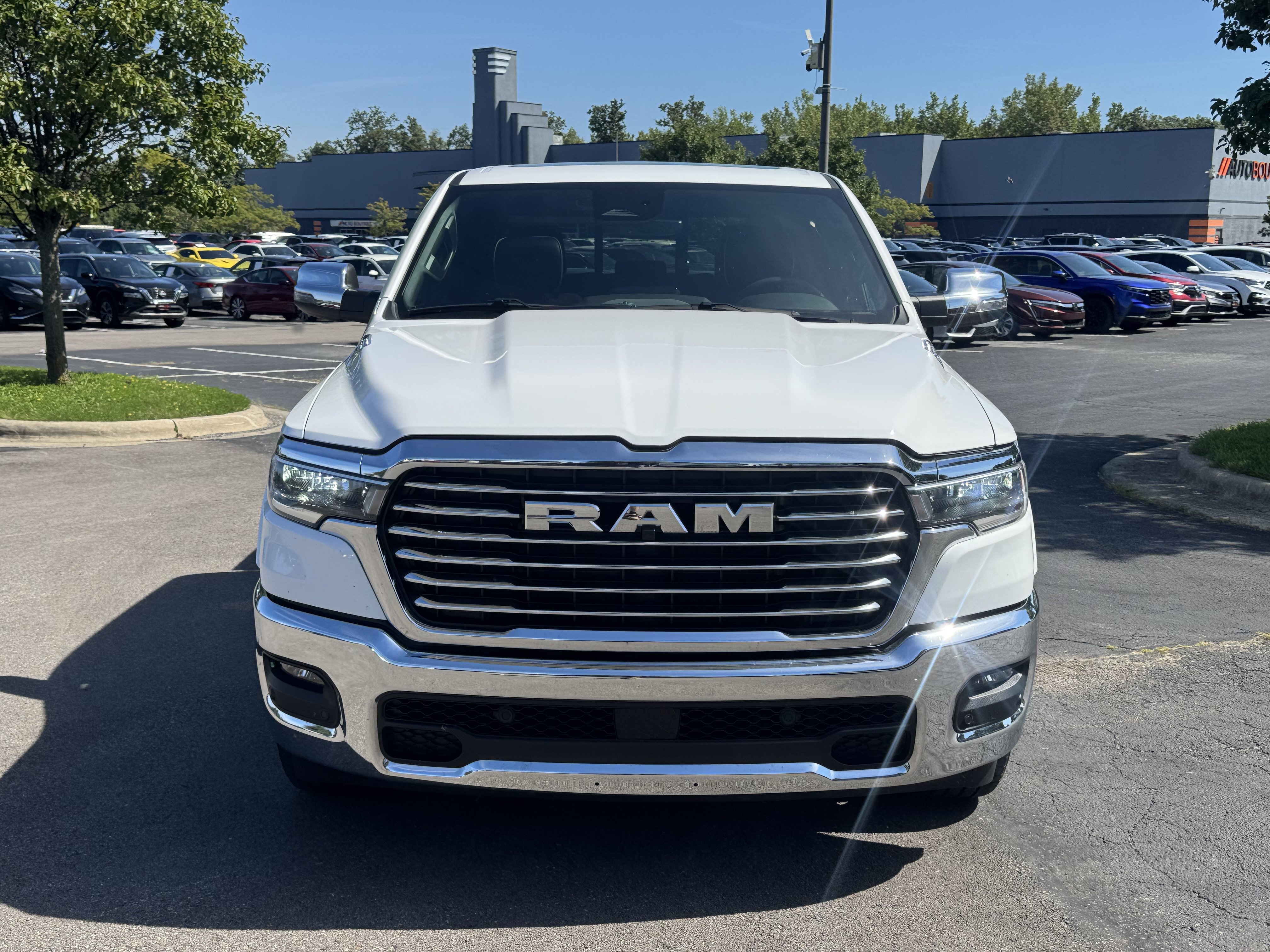 Used 2025 RAM 1500 Laramie AWD/4WD image 10