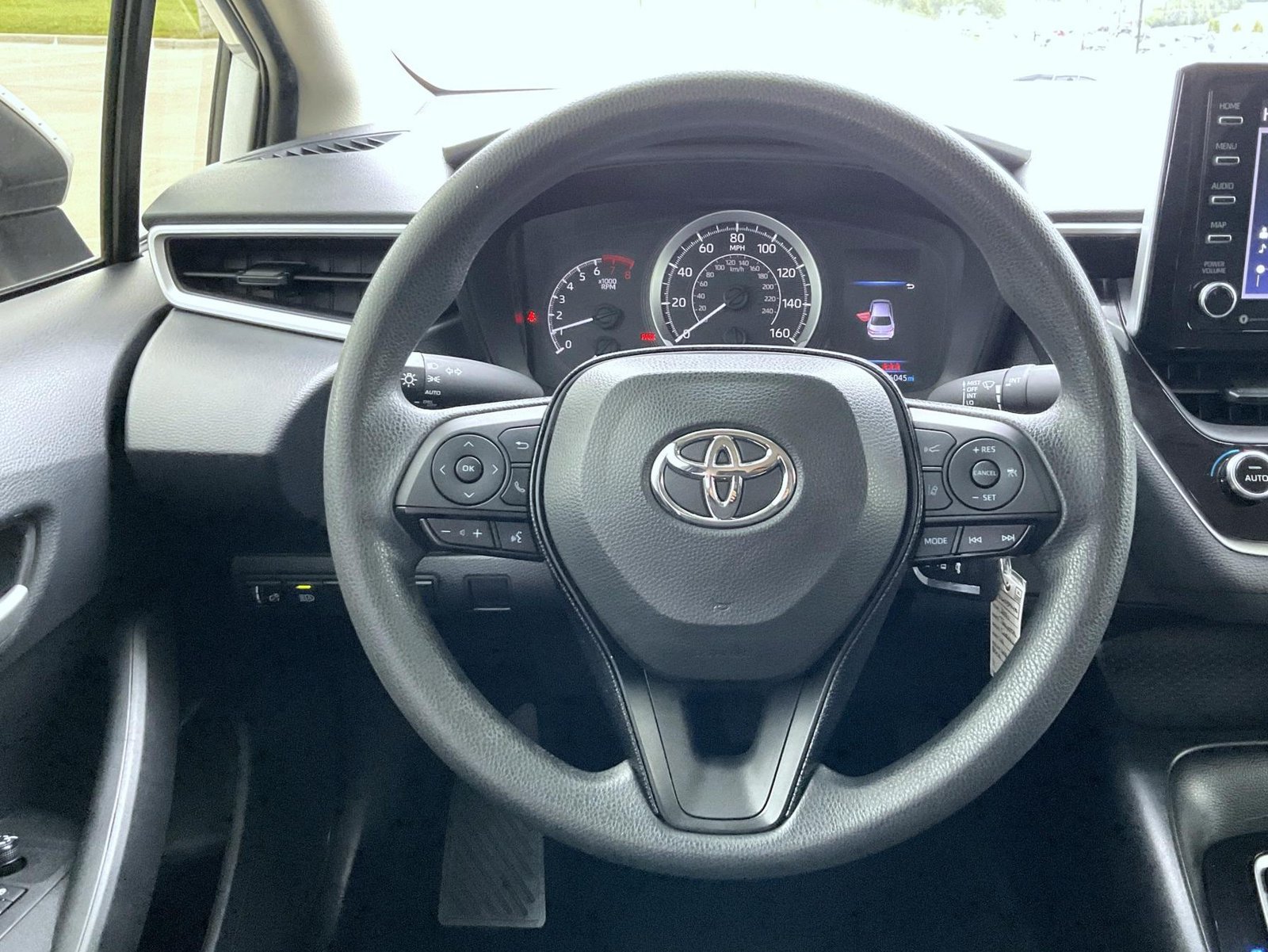 Used 2021 Toyota Corolla LE FWD image 11