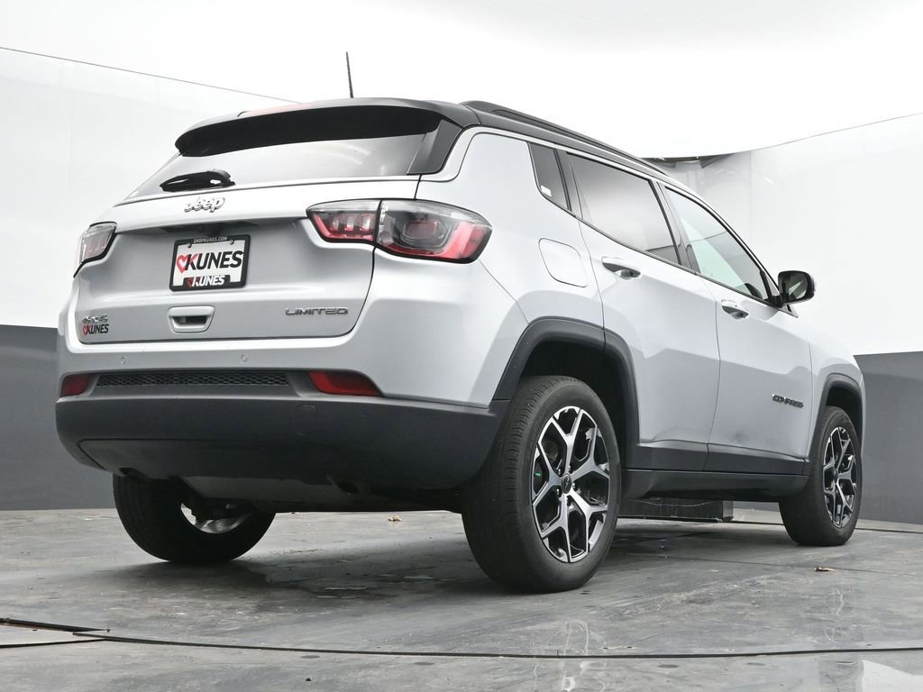 Used 2025 Jeep Compass Limited AWD/4WD image 51