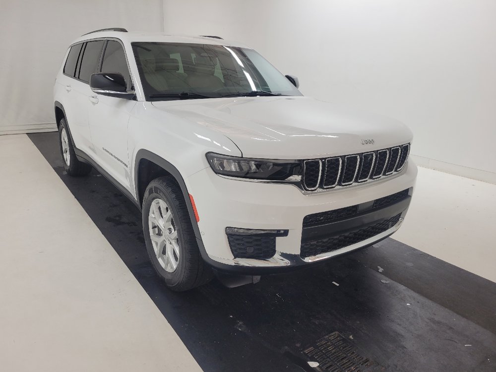 Used 2023 Jeep Grand Cherokee L Limited w/ Luxury Tech Group II AWD/4WD image 13