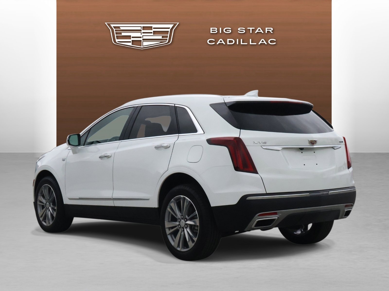 Used 2024 Cadillac XT5 Premium Luxury FWD image 3