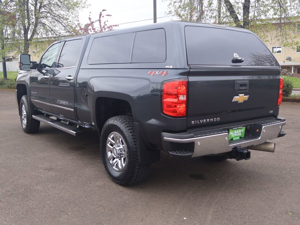 Used 2019 Chevrolet Silverado 3500 LTZ w/ Duramax Plus Package AWD/4WD image 4