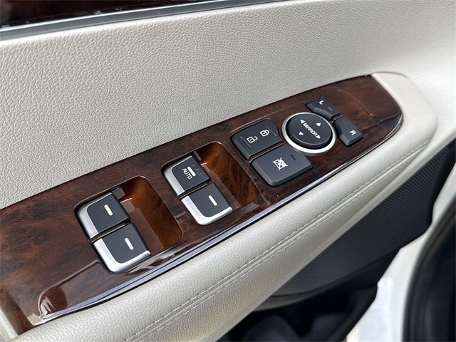 Used 2016 Kia Sorento LX w/ LX Convenience Package image 17