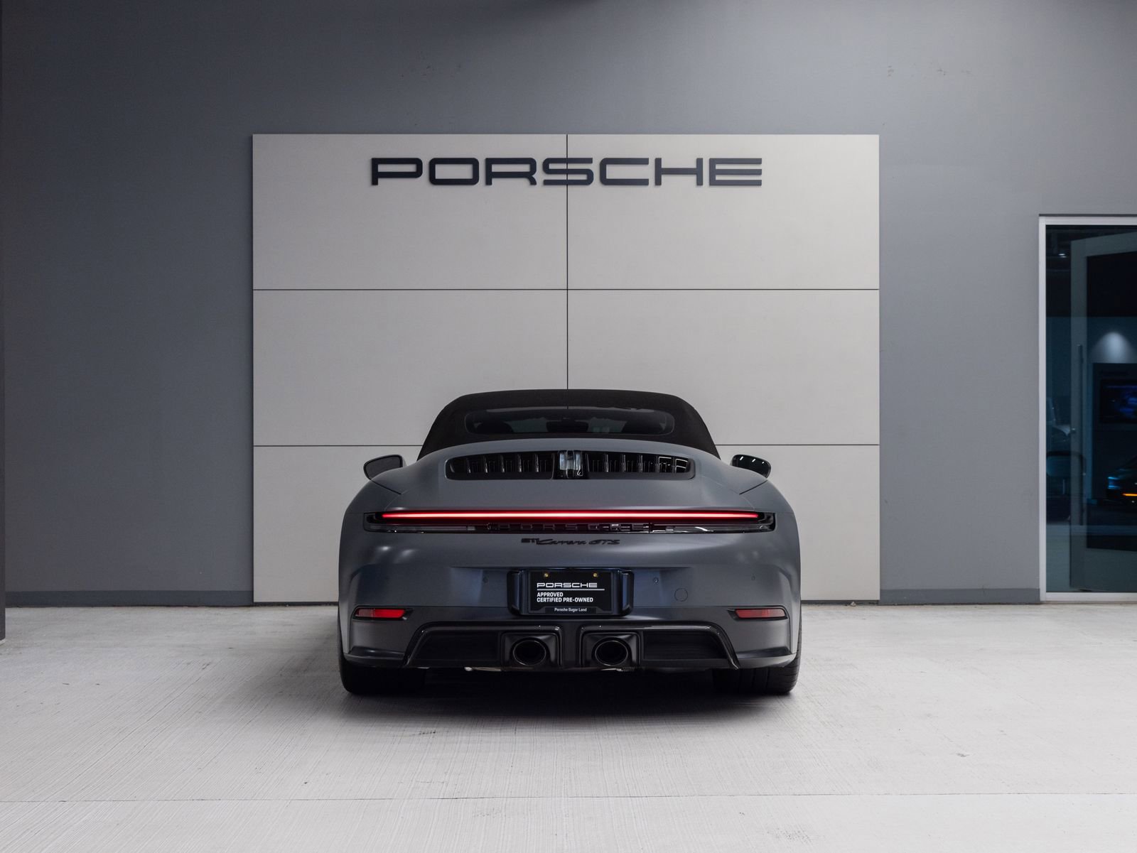 Used 2025 Porsche 911 Carrera GTS image 6