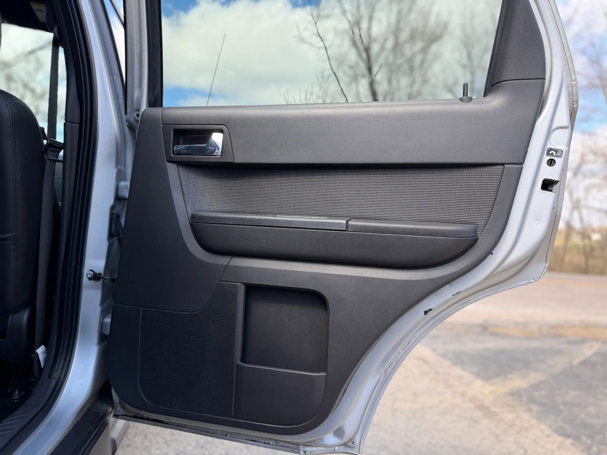 Used 2012 Ford Escape Limited image 32