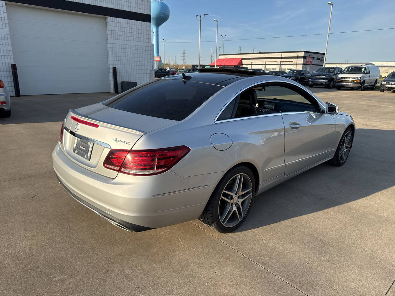 Used 2014 Mercedes-Benz E 350 4MATIC Coupe image 5