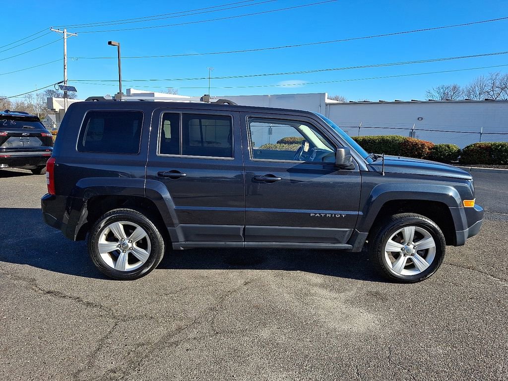 Used 2015 Jeep Patriot Limited w/ Sun/Sound Group image 13