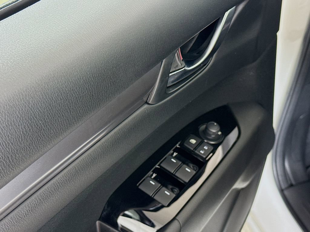 Used 2021 MAZDA CX-5 Sport image 16