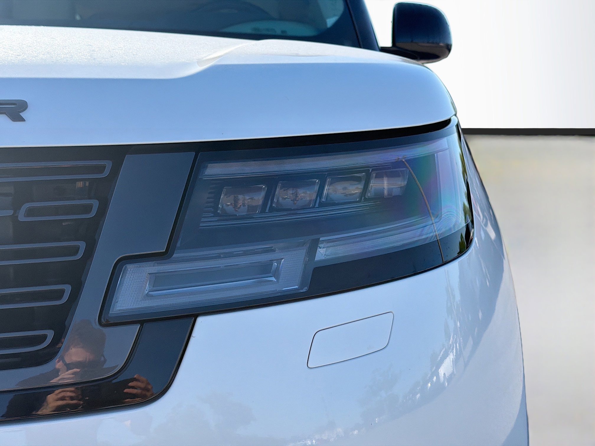 Used 2024 Land Rover Range Rover Long Wheelbase SE image 9