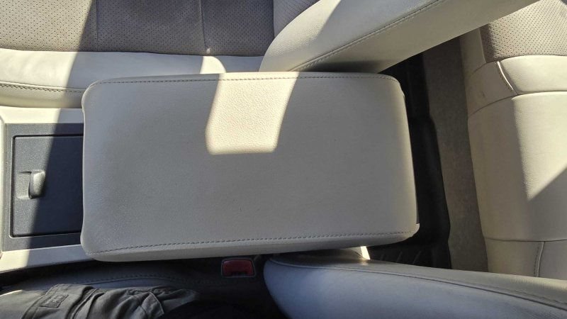 Used 2012 Toyota Camry XLE w/ Leather Pkg FWD image 27