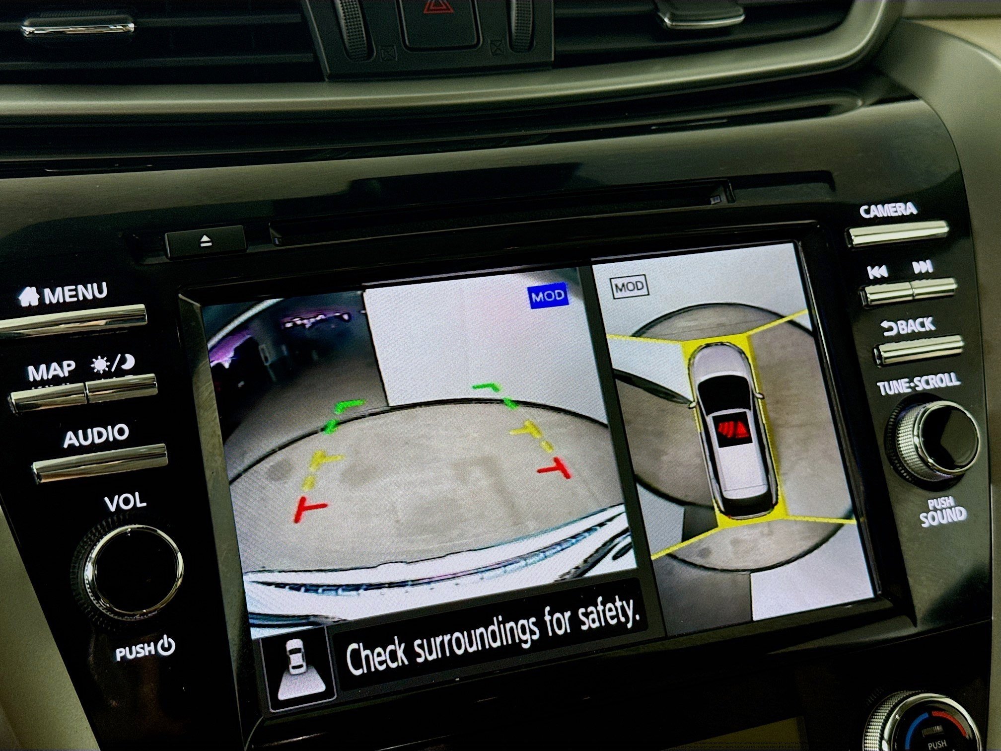 Used 2024 Nissan Murano Platinum w/ Cargo Package image 16