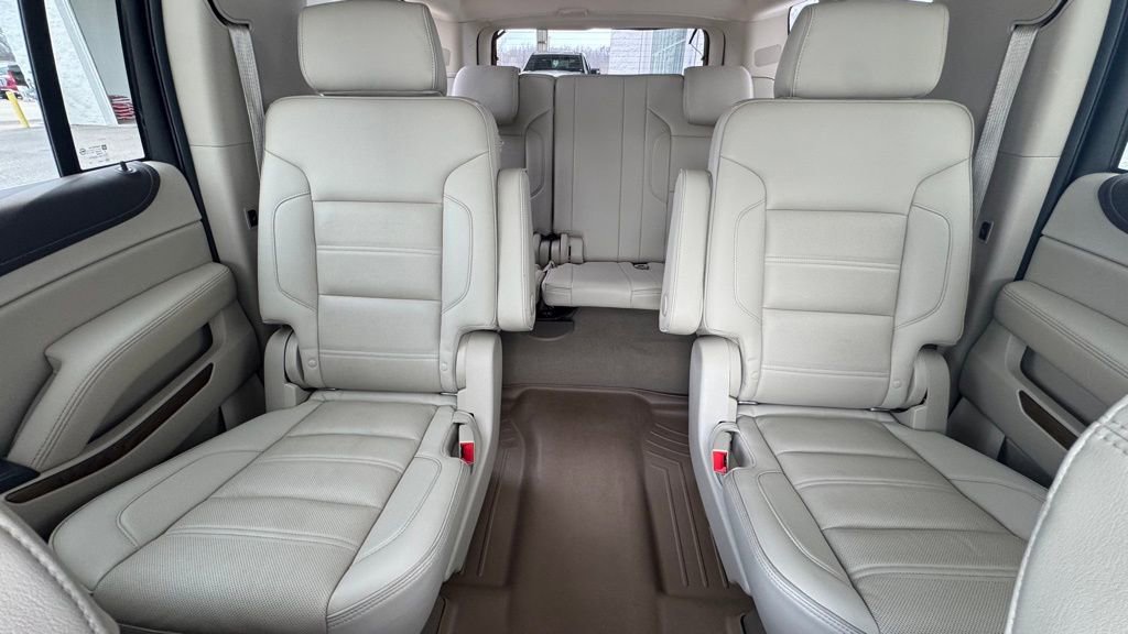 Used 2020 GMC Yukon XL Denali w/ Denali Ultimate Package image 28