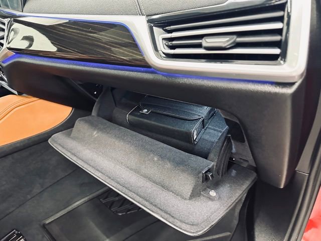 Used 2023 BMW X6 xDrive40i w/ Executive Package image 9