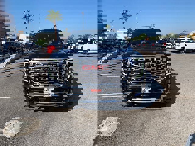 New 2026 GMC Yukon XL Denali w/ Sun & Power Step Package image 9