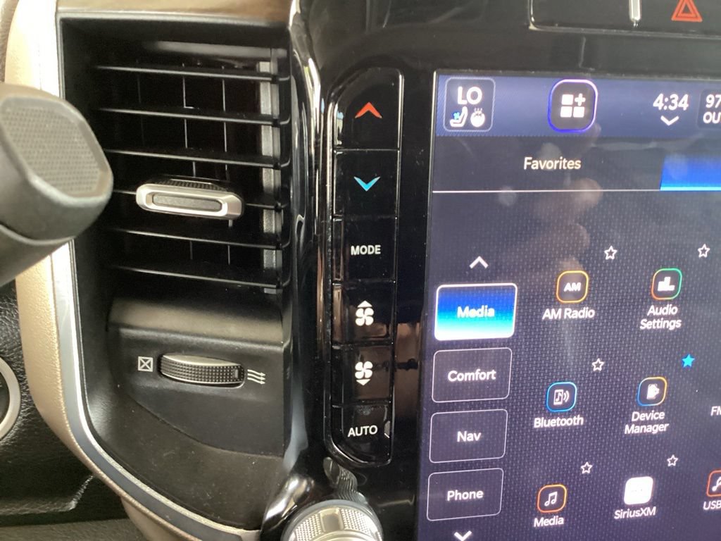 Used 2023 RAM 4500 Laramie AWD/4WD image 62