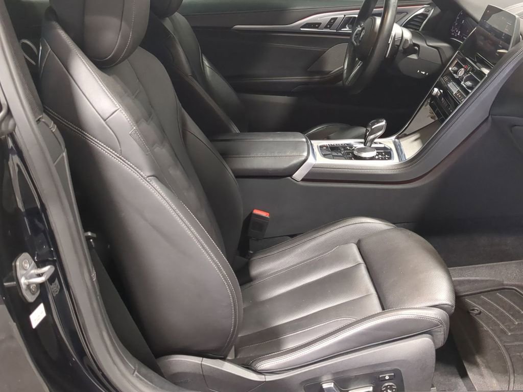 Used 2019 BMW M850i xDrive Coupe w/ Comfort Seating Package image 23