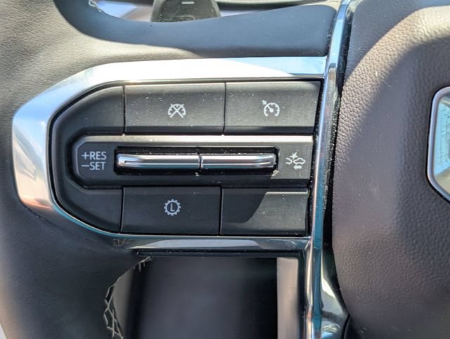Used 2025 GMC Acadia Denali FWD image 20