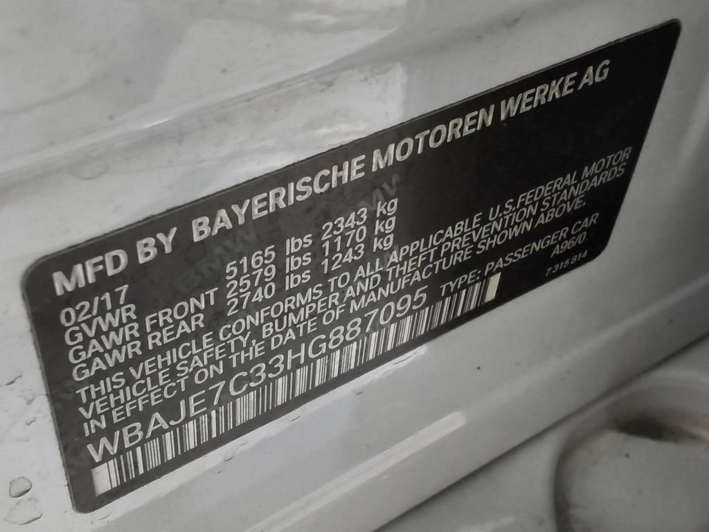 Used 2017 BMW 540i xDrive AWD/4WD image 11
