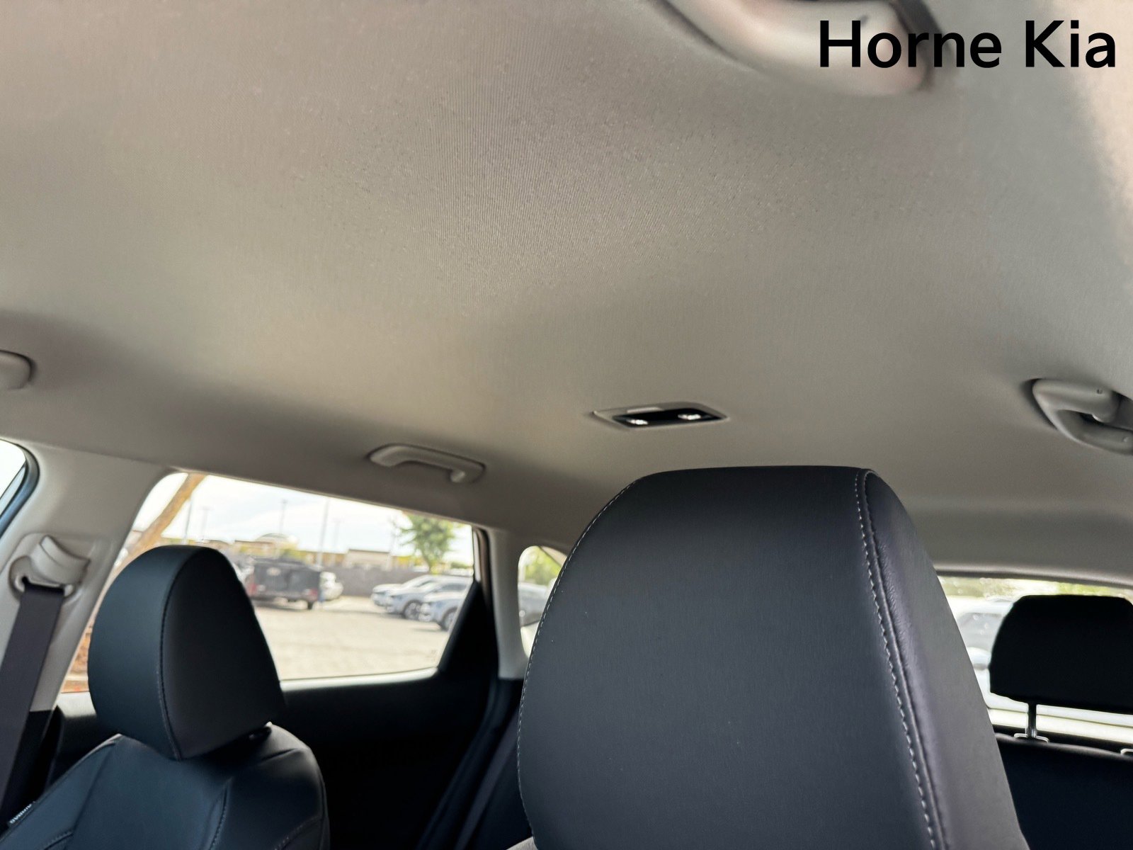 New 2026 Kia Seltos EX image 17