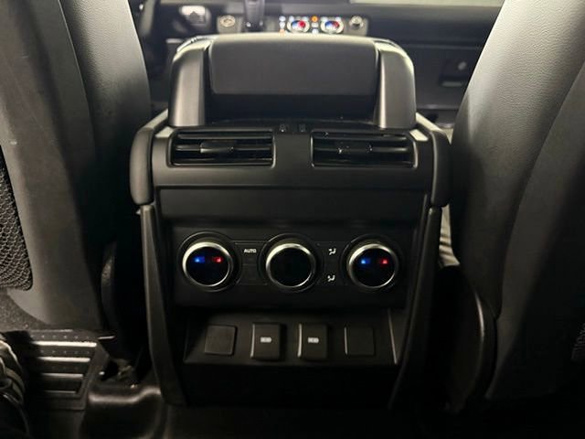 Certified 2024 Land Rover Defender 110 SE image 24