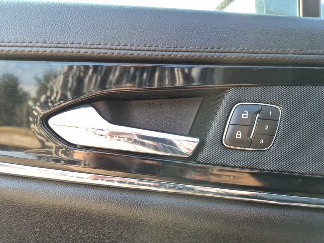 Used 2023 Lincoln Nautilus AWD w/ Premium Package image 15