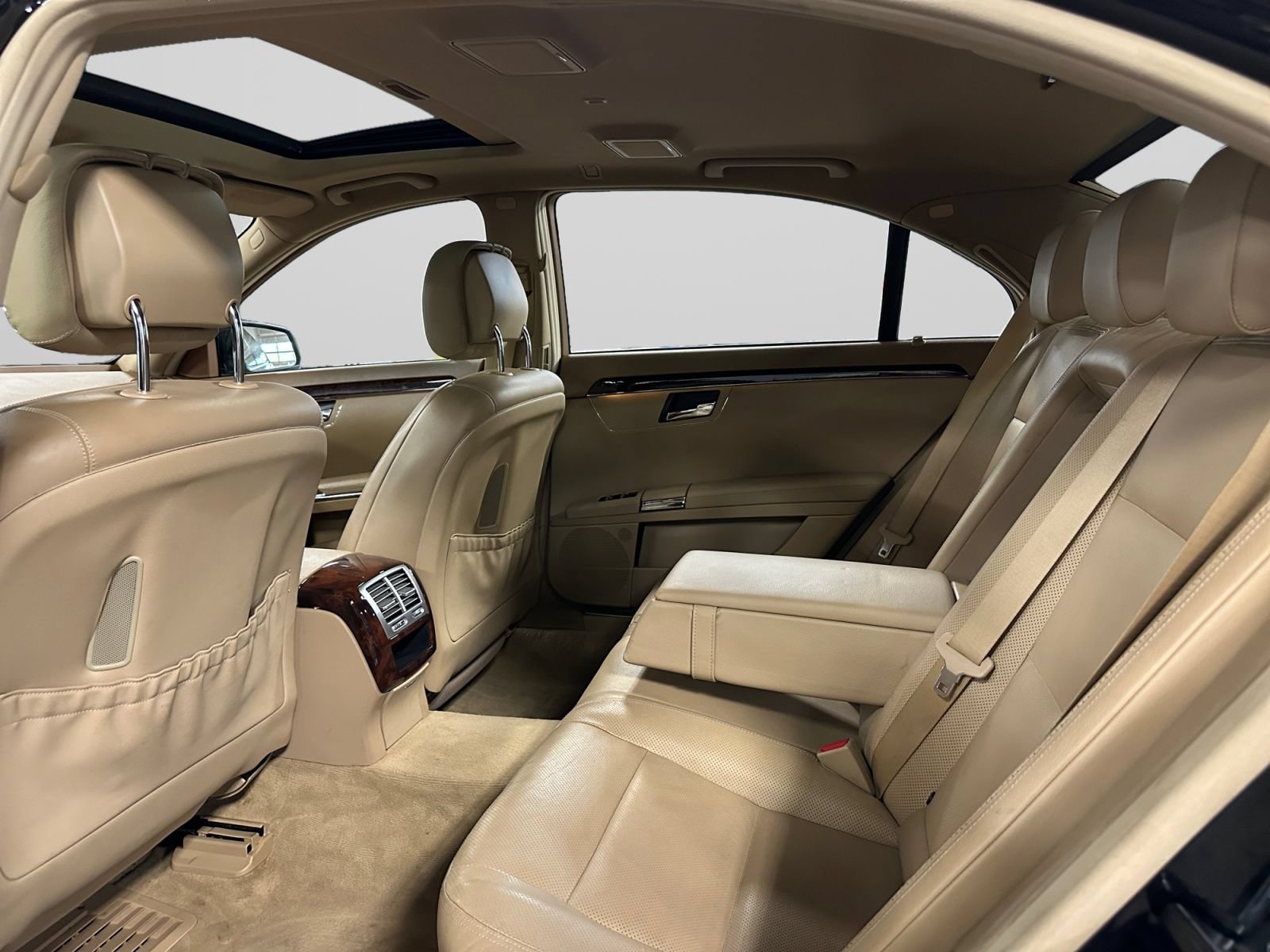 Used 2013 Mercedes-Benz S 550 image 37