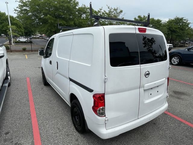 Used 2017 Nissan NV200 SV w/ Technology Package FWD image 2